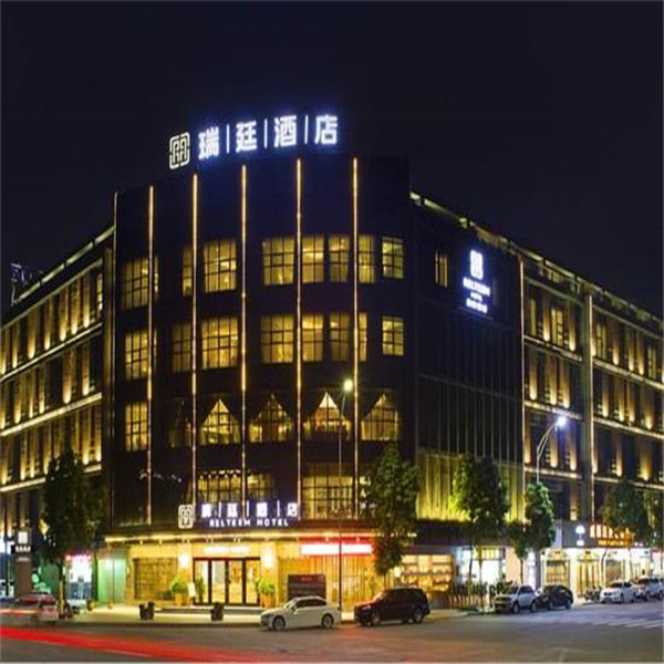 中山瑞廷酒店 已安裝臺(tái)灣賀多龍自動(dòng)門.jpg